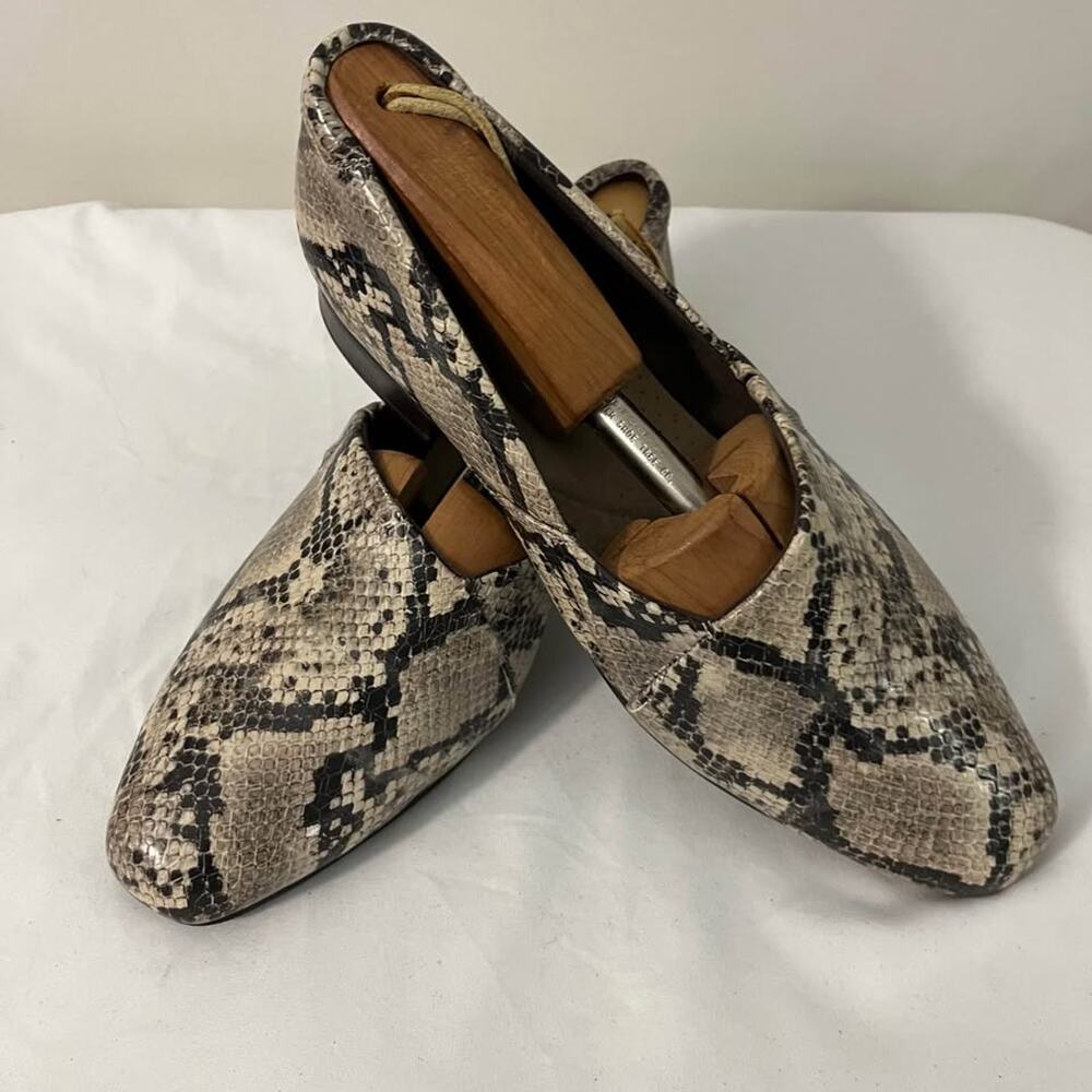 Clarks Collection Juliet Palm Taupe Snakeskin Print Loafers Pumps -Size 9.5